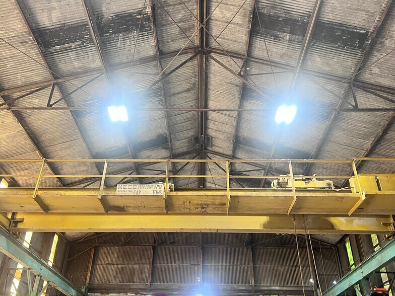 More Photos Of 3306 Charles Page Blvd, Tulsa Warehouse For Lease