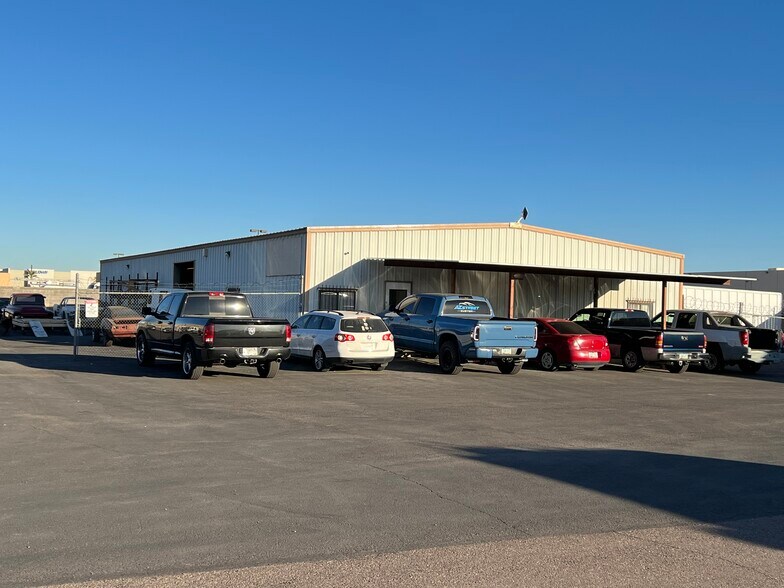 More Photos Of 1415 E University Dr, Phoenix Distribution For Lease