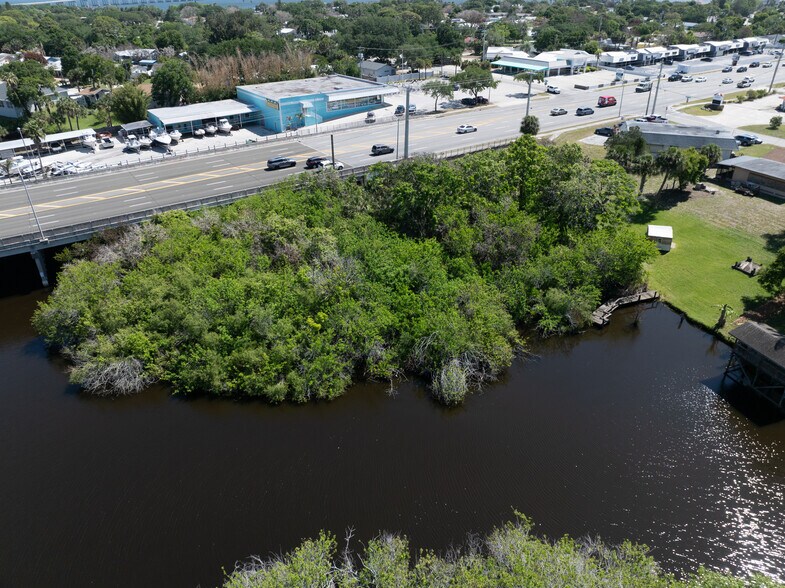 More Photos Of 589 Hillside Ct, Melbourne Land For Sale
