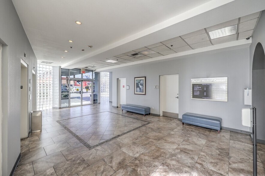 More Photos Of 2870 S Maryland Pky, Las Vegas Medical For Lease