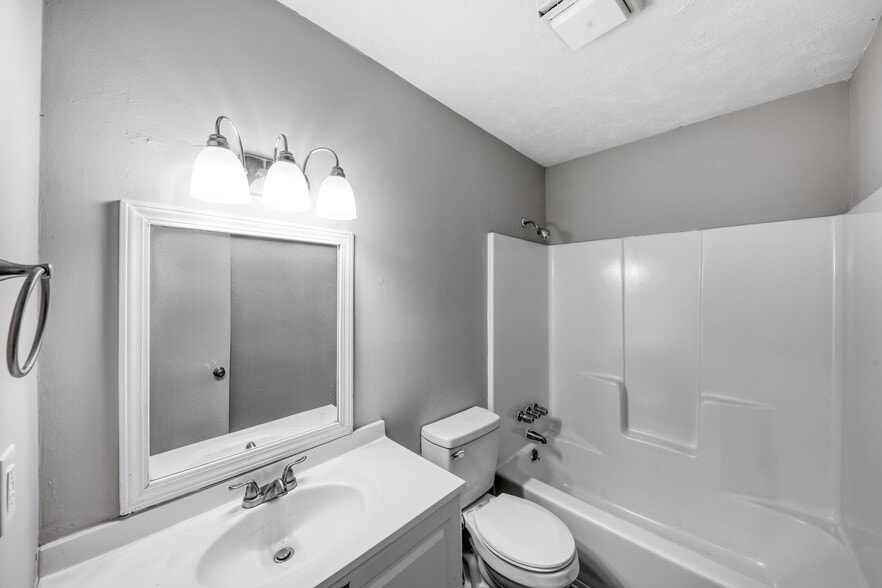 More Photos Of 3656 Browns Bridge Rd, Gainesville Apartments For Sale