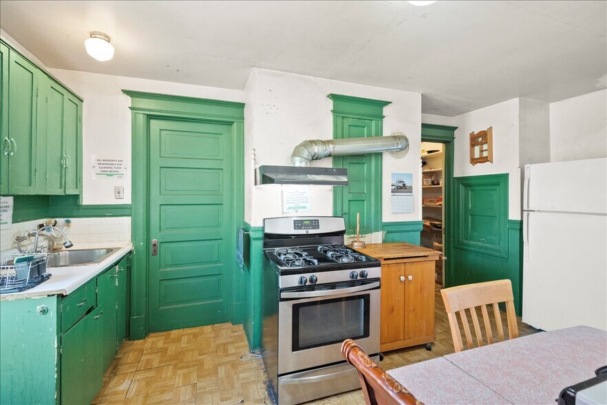 More Photos Of 303 N 5th St, San Jose Apartments For Sale