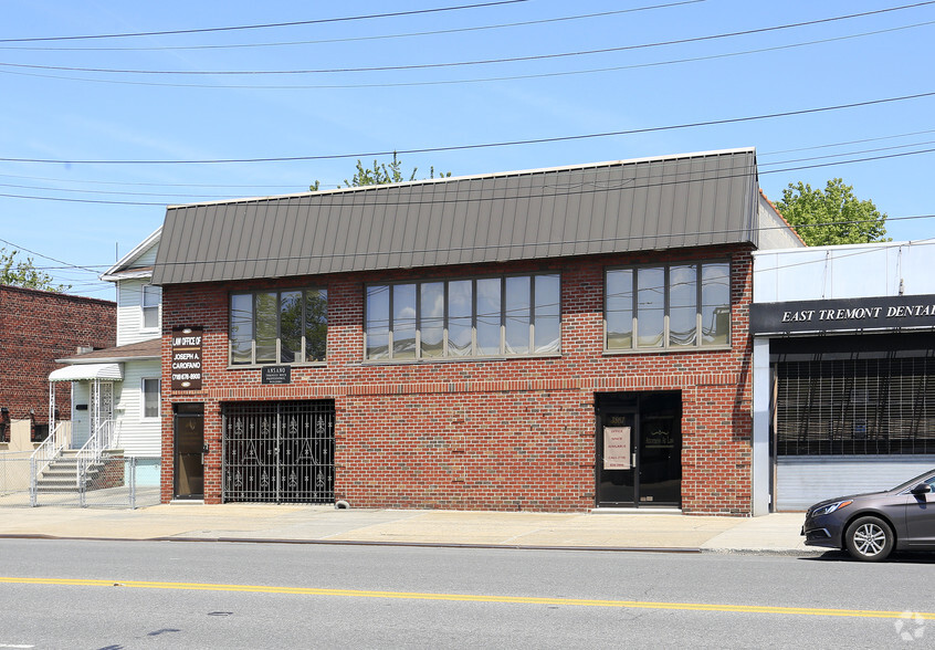 Primary Photo Of 3863-3867 E Tremont Ave, Bronx Office For Lease