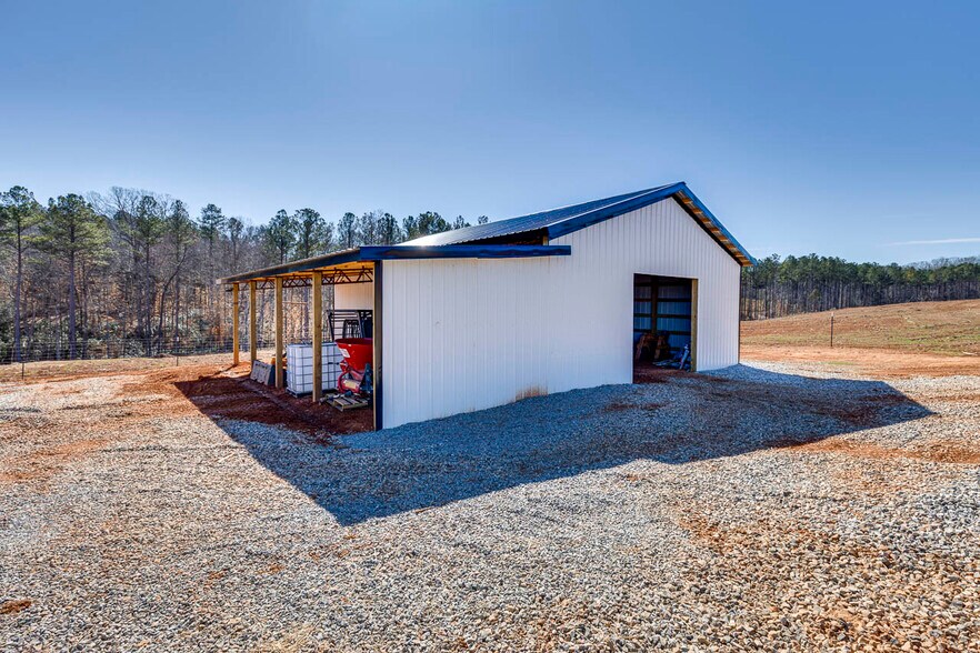 More Photos Of 693 Elledge Road, Ware Shoals Land For Sale