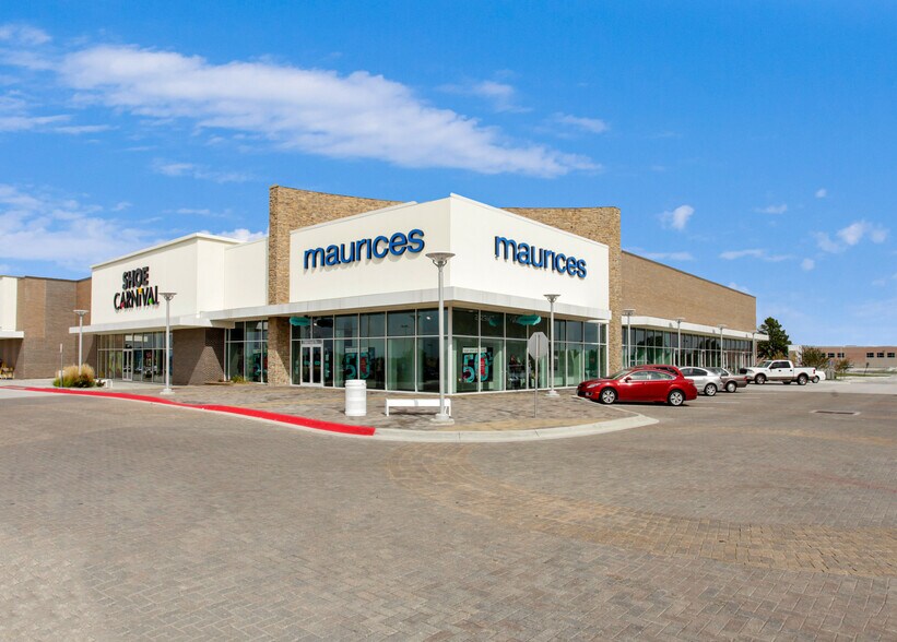 More Photos Of L St @ 120th st, Omaha Unknown For Lease