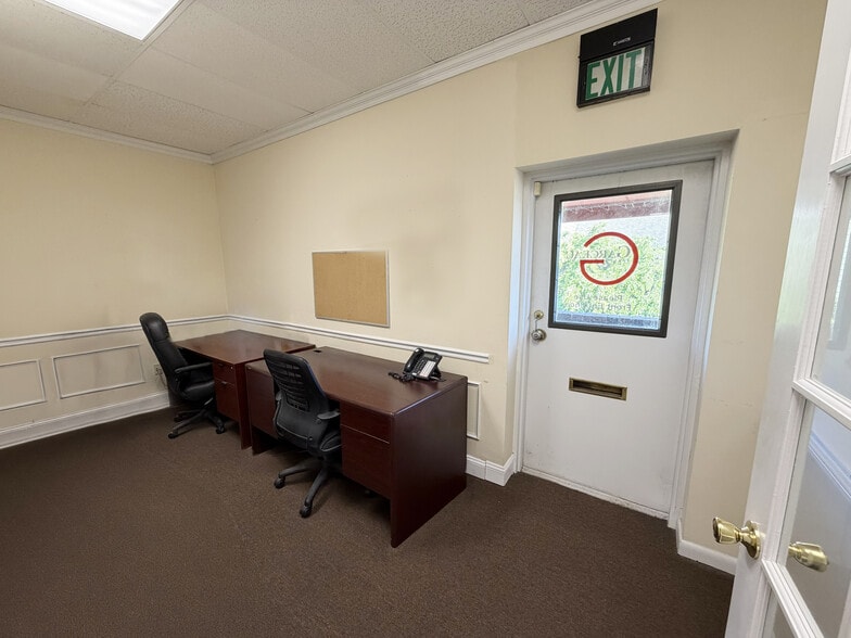 More Photos Of 303-309 S Main St, Bel Air Office For Lease
