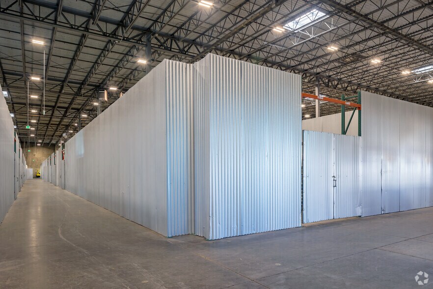 More Photos Of 2470 Airport Blvd, Aurora Distribution For Lease