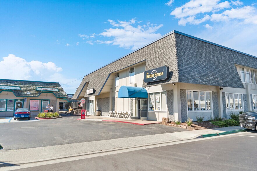 More Photos Of 1760 Fremont Blvd, Seaside Unknown For Lease