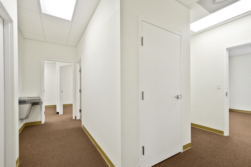 More Photos Of 1740 Tree Blvd, Saint Augustine Medical For Lease