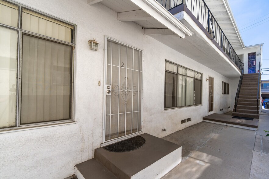 More Photos Of 1631 Granville Ave, Los Angeles Apartments For Sale