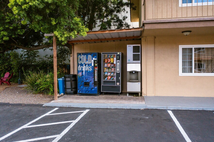 More Photos Of 1895 Monterey St, San Luis Obispo Hospitality For Sale