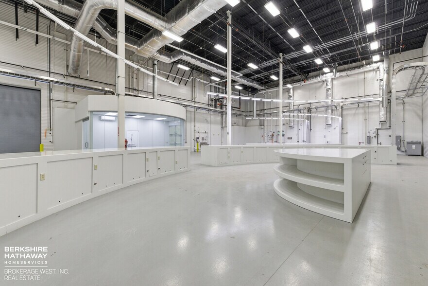 More Photos Of 119 Road 2Ab, Cody Manufacturing For Sale