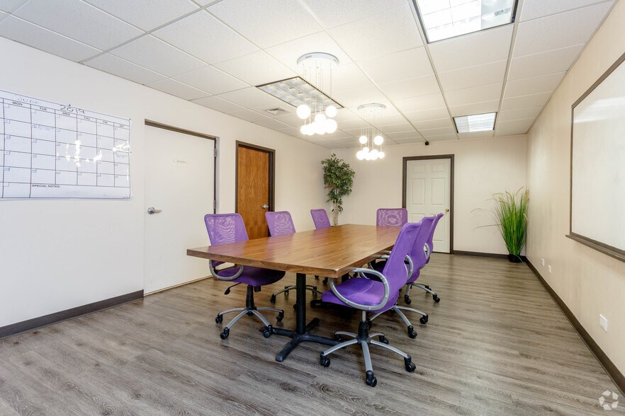 More Photos Of 9725 E Hampden Ave, Denver Office For Lease