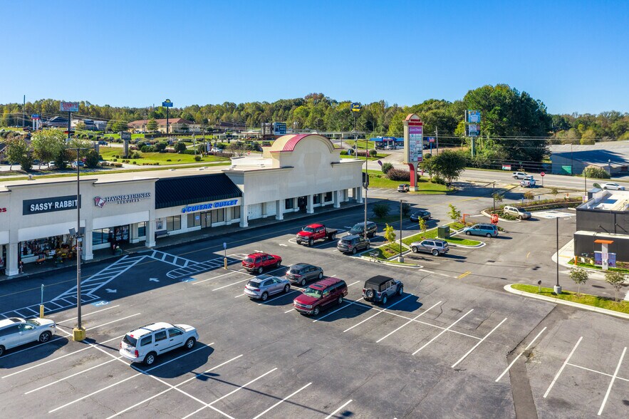 More Photos Of 110-480 Banks Crossing Dr, Commerce Unknown For Lease