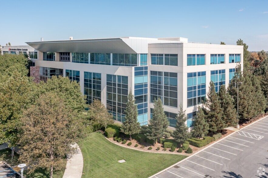 Primary Photo Of 2850 Gateway Oaks Dr, Sacramento Office For Lease