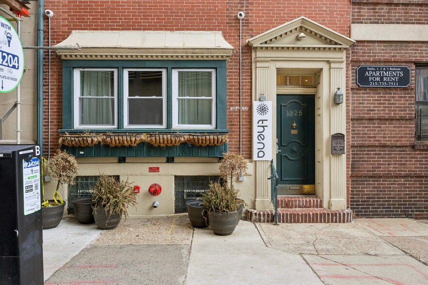 Primary Photo Of 1325 Spruce St, Philadelphia Hotel For Sale