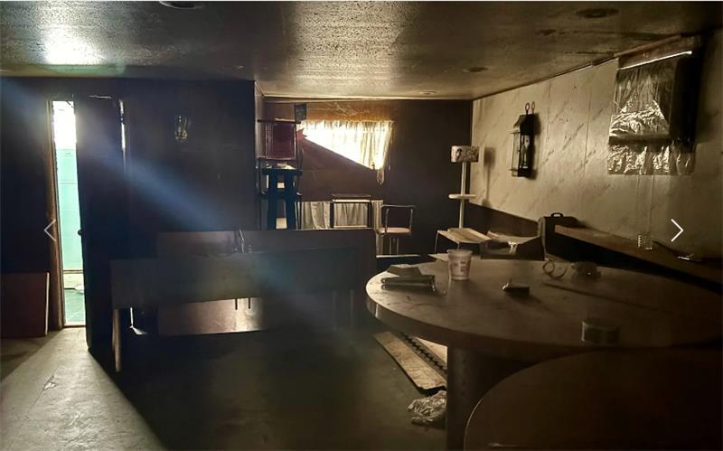 More Photos Of 201 Seneca St, Fulton Freestanding For Sale