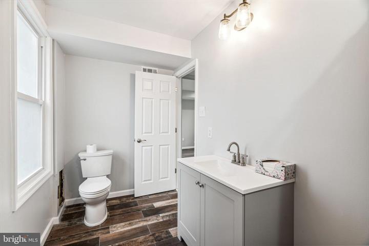 More Photos Of 625 Byberry Rd, Philadelphia Funeral Home For Sale
