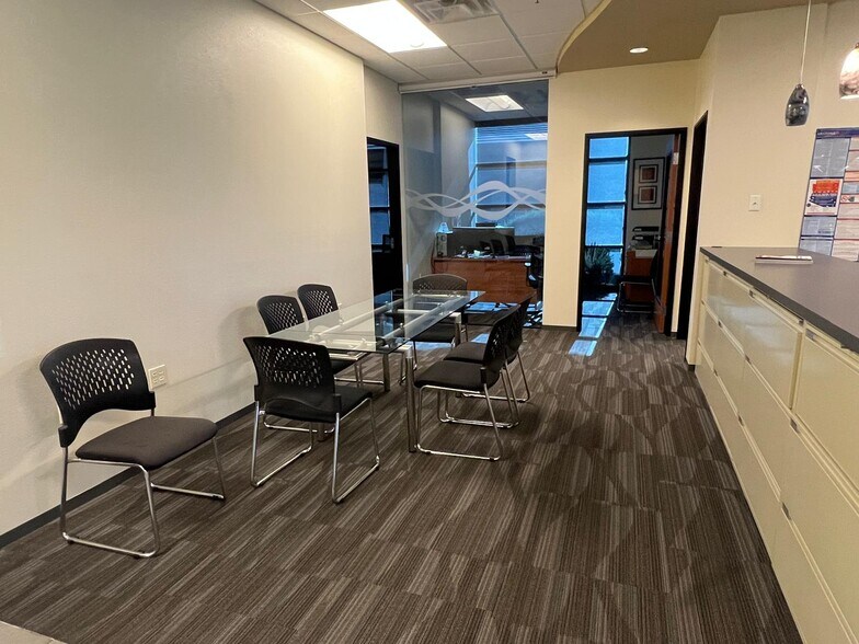 More Photos Of 9927 E Bell Rd, Scottsdale Medical For Lease