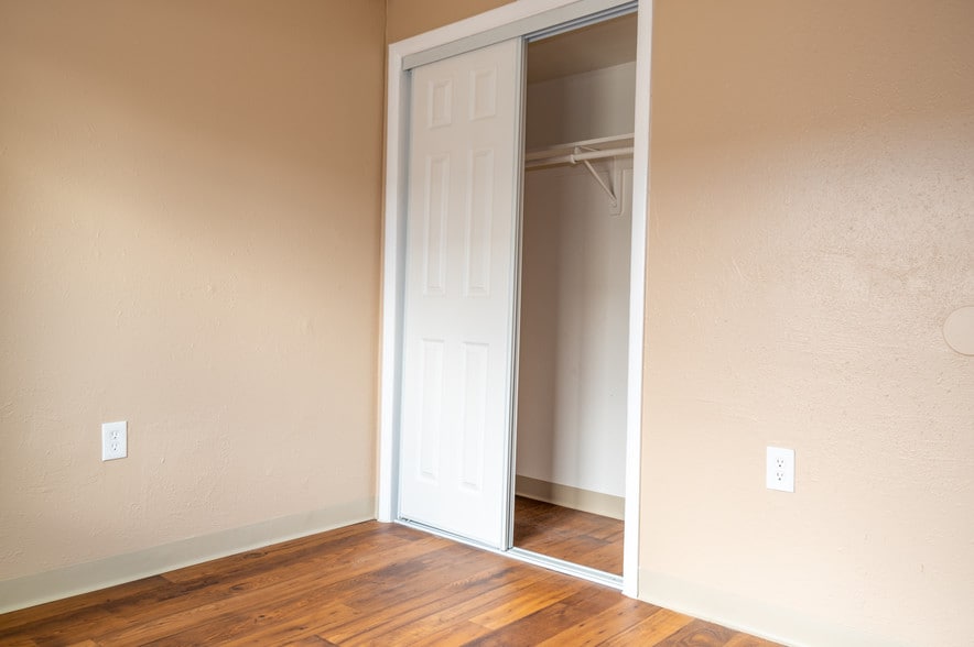 More Photos Of 2411 S 6th Ave, Tucson Apartments For Sale