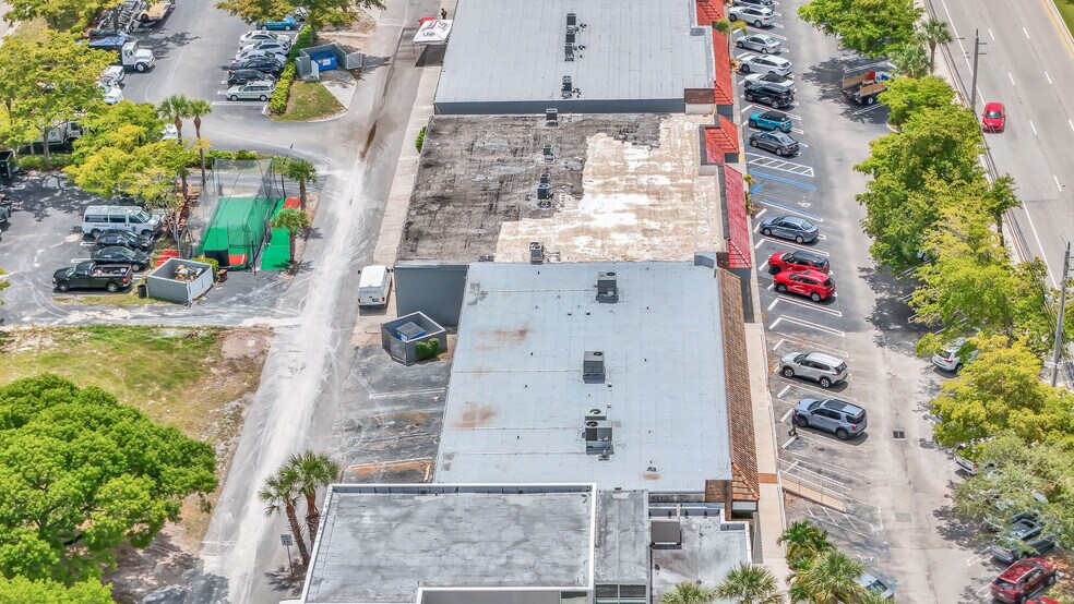 More Photos Of 7600 Wiles Rd, Coral Springs Unknown For Lease