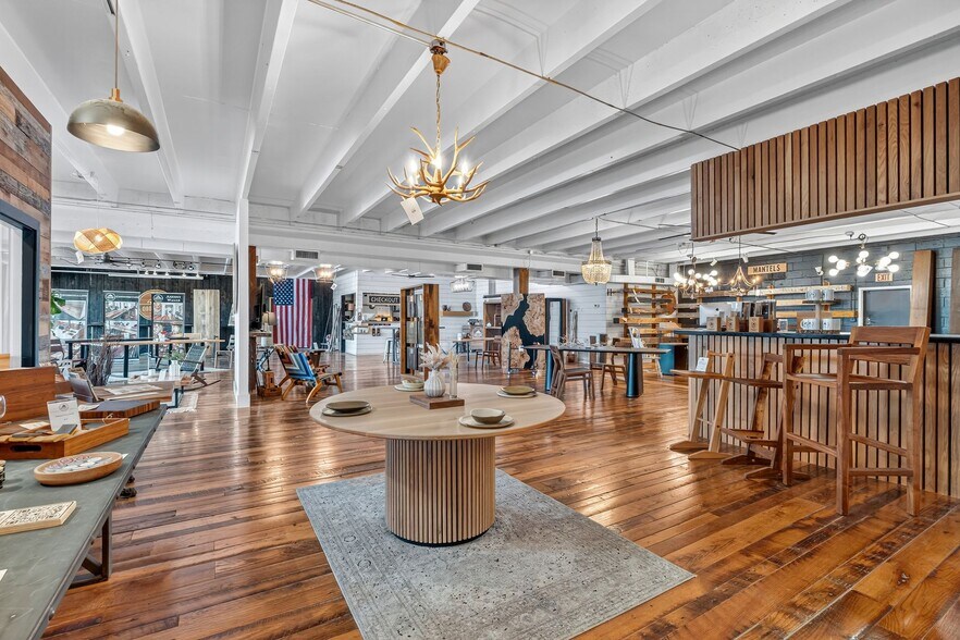More Photos Of 1305-1311 Dickerson Pike, Nashville Freestanding For Lease