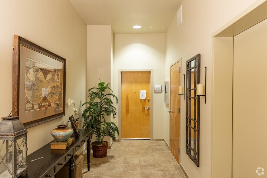 More Photos Of 1138 Satellite Blvd, Suwanee Unknown For Lease
