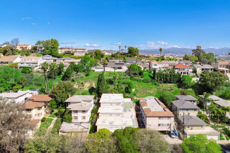 Primary Photo Of 4043 Don Tomaso Dr, Crenshaw Apartments For Sale