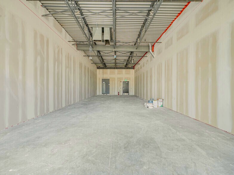 More Photos Of 5345 Edgemont Blvd NW, Edmonton General Retail For Lease