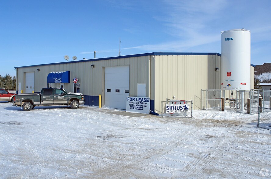 More Photos Of 6934 11th Ave SW, Rochester Warehouse For Lease