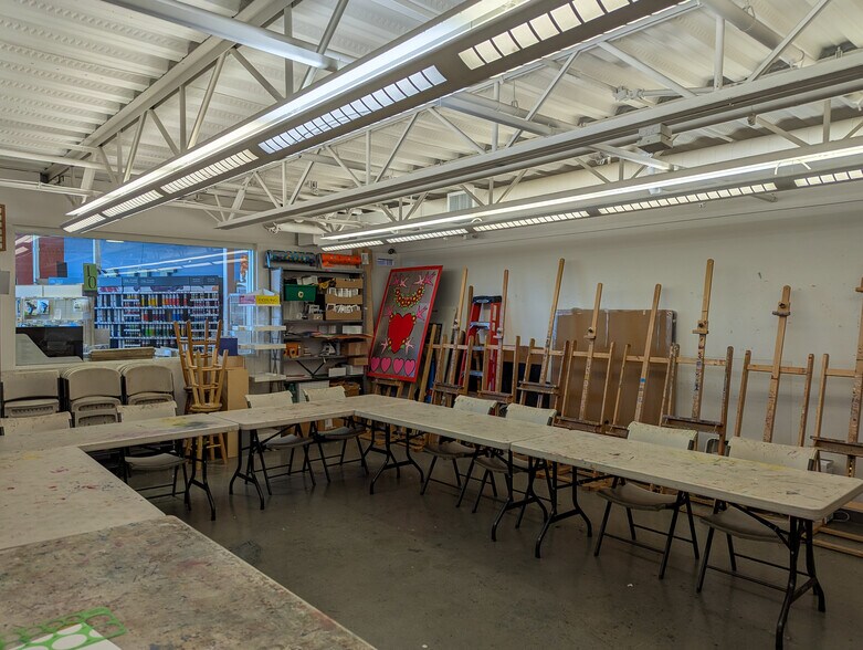 More Photos Of 2550 El Camino Real, Redwood City Storefront Retail Office For Lease