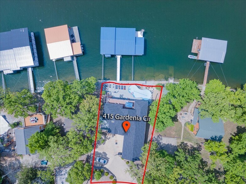 More Photos Of 415 Gardenia Cir, Sunrise Beach Hospitality For Sale