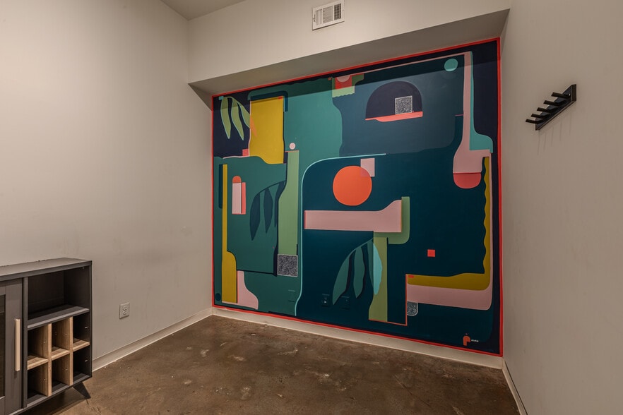 More Photos Of 1522 Bull St, Savannah Storefront For Sale