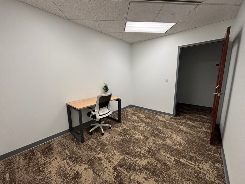More Photos Of 7965 N High St, Columbus Coworking Space