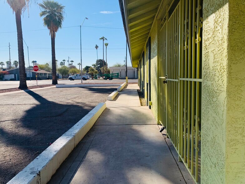 More Photos Of 1102 W McDowell Rd, Phoenix Office Residential For Lease
