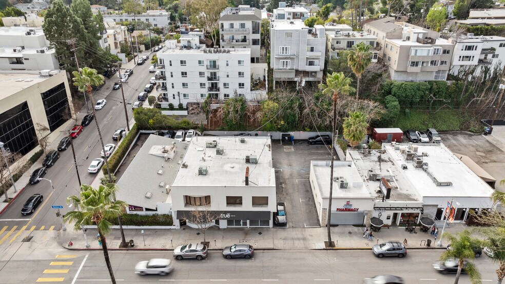 More Photos Of 11908 Ventura Blvd, Studio City Storefront Retail Office For Lease