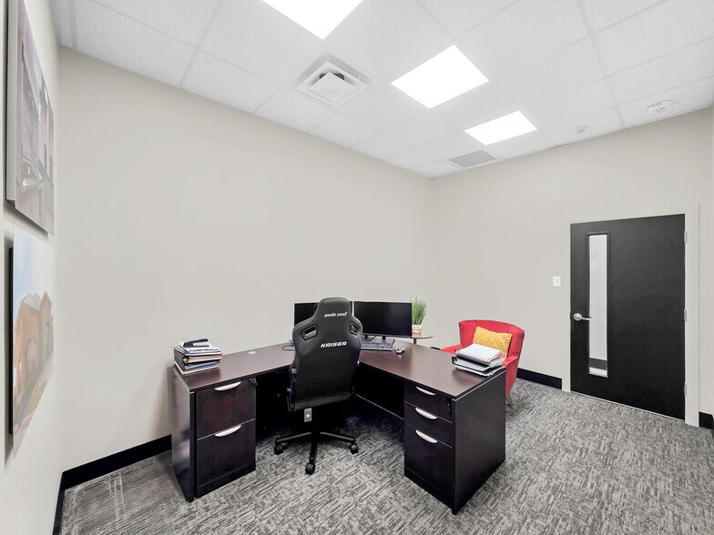More Photos Of 3410 I-10 W, Orange Office For Sale