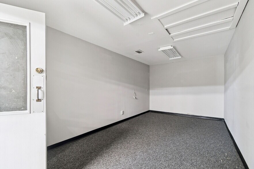 More Photos Of 715 McDuff Ave, Jacksonville Storefront Retail Residential For Sale