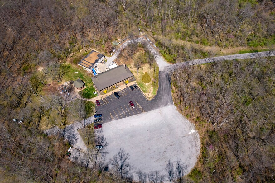 More Photos Of 14391 IL-37, Whittington Winery Vineyard For Sale
