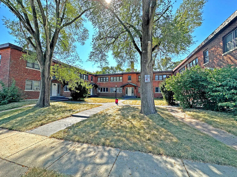 Primary Photo Of 808-816 2nd Ave, Joliet Apartments For Sale