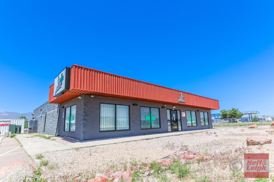 More Photos Of 2582 S Academy Blvd, Colorado Springs Freestanding For Sale