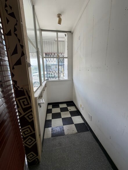 More Photos Of 3164 22nd St, San Francisco Apartments For Lease