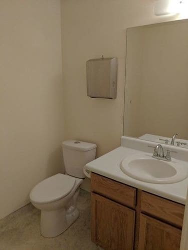 More Photos Of 194 E 860 S, Orem Office For Lease