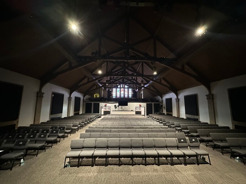 More Photos Of 1642 S 77th St, West Allis Religious Facility For Sale