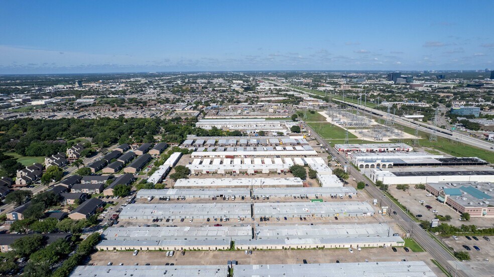 More Photos Of 9805 Harwin Dr, Houston Warehouse For Lease