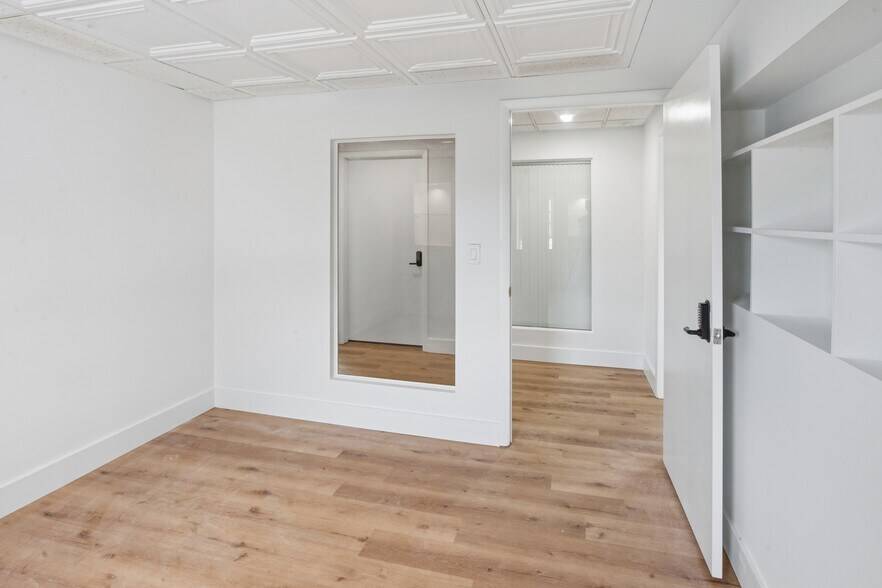 More Photos Of 1315 Harding Hwy, Richland Office Residential For Lease