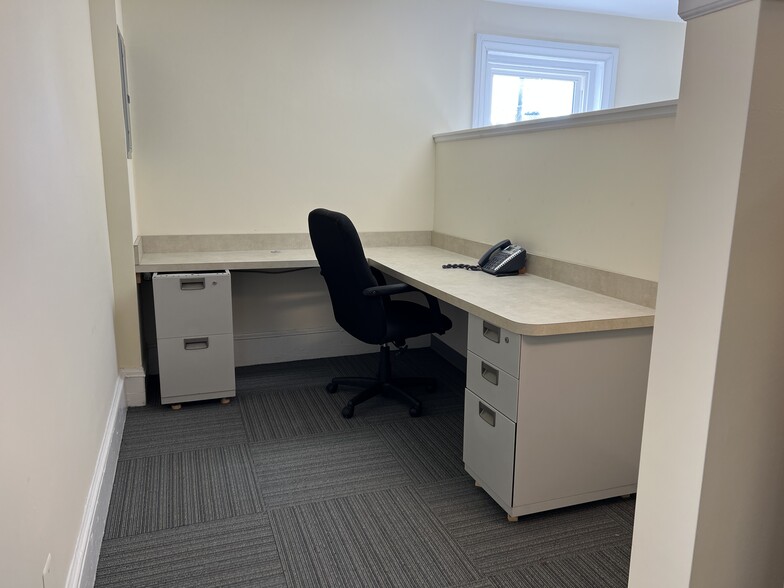 More Photos Of 528 Swede St, Norristown Office For Sale