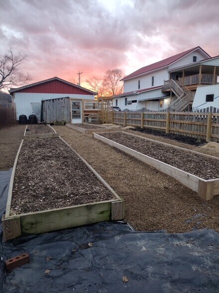 More Photos Of 131 Main St, Worthville Restaurant For Sale