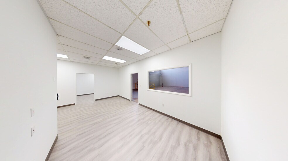 More Photos Of 16511-16511 NW 8th Ave, Miami Warehouse For Lease