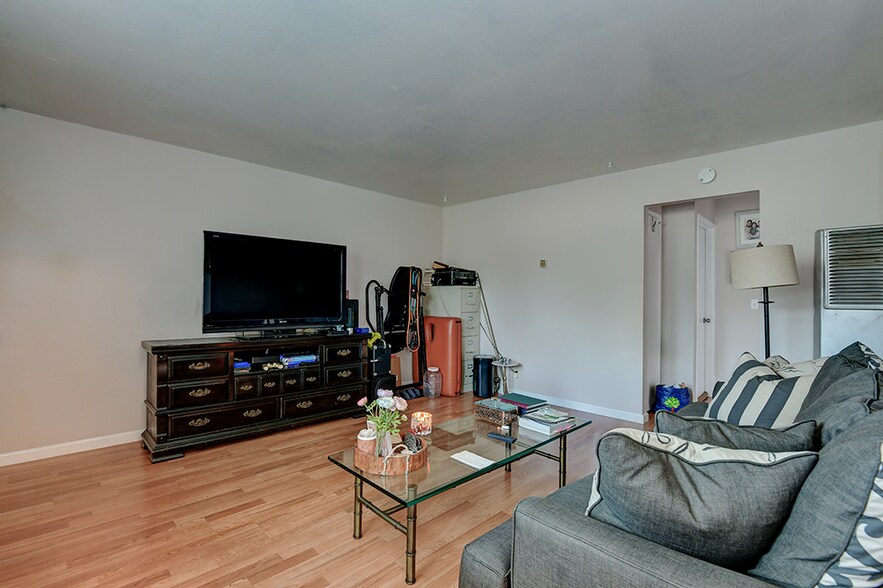 More Photos Of 365 Chiquita Ave, Mountain View Apartments For Sale